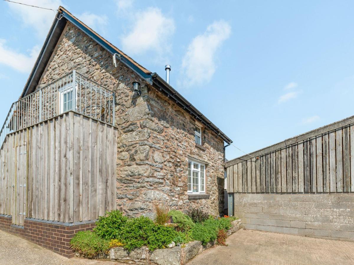 Halfen Granary Villa Pont-Robert Exterior photo