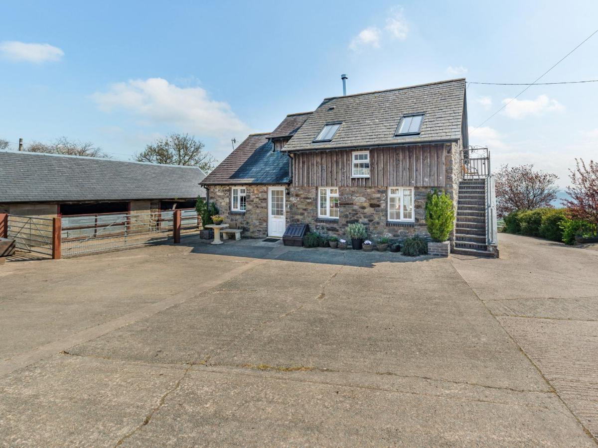 Halfen Granary Villa Pont-Robert Exterior photo